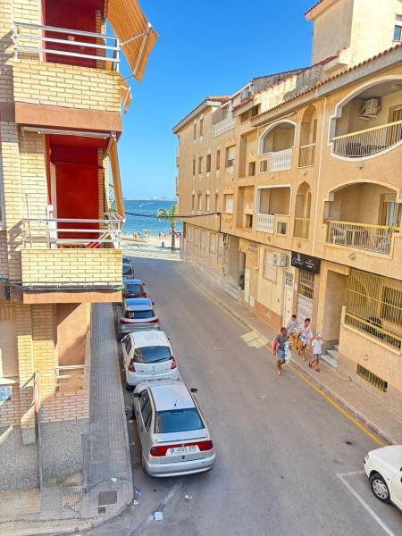 výhľad na more z terasy